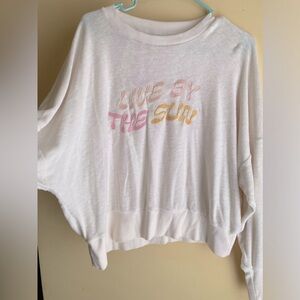 OLD NAVY pullover light fabric, long wide sleeves. Too cute! XL